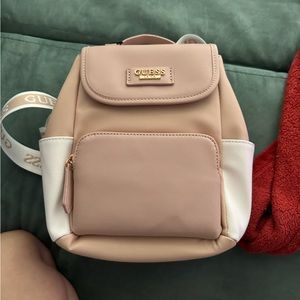 Mini guess back pack
